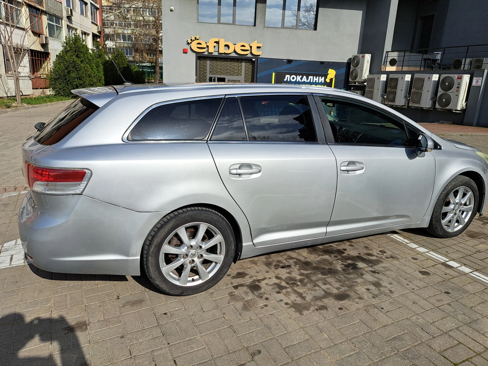 Toyota Avensis D4D, снимка 2 - Автомобили и джипове - 54710197
