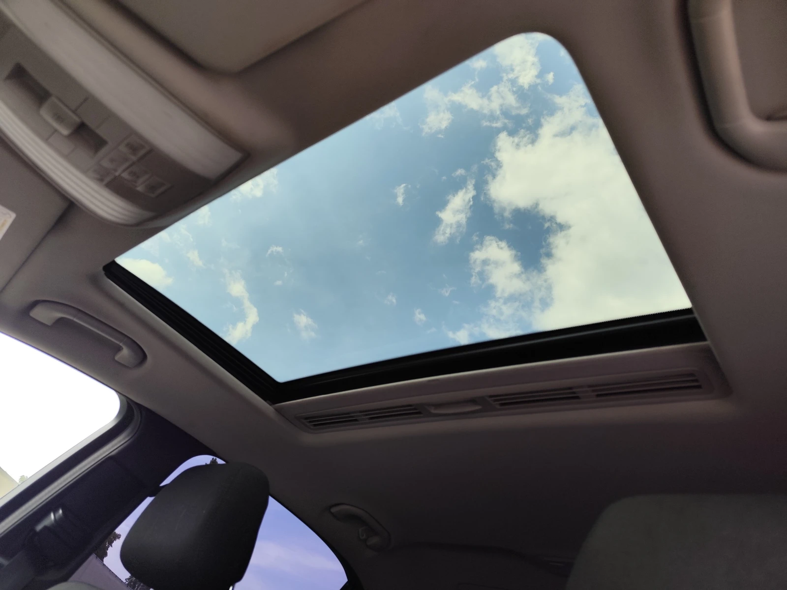 Mercedes-Benz E 220 2.2CDi* АВТОМТИК* ШИБЕДАХ* EURO 5A* , снимка 10 - Автомобили и джипове - 54792573