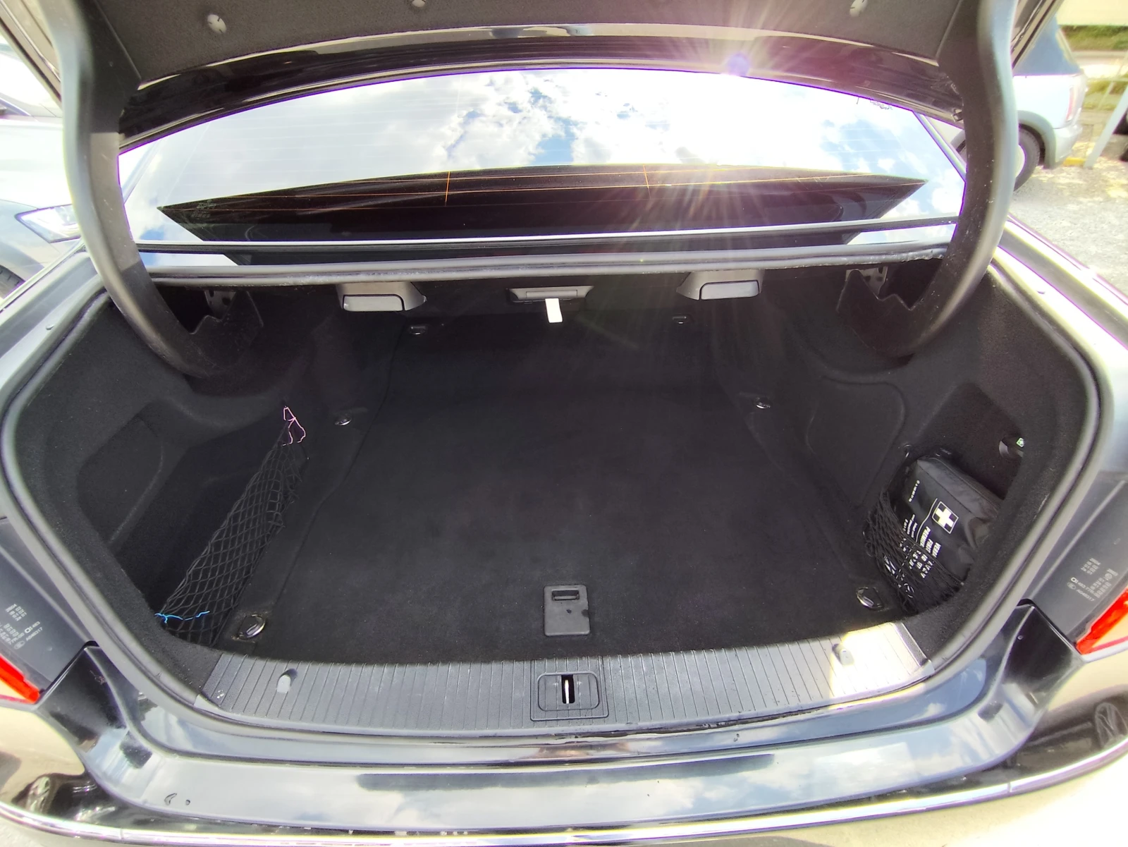 Mercedes-Benz E 220 2.2CDi* АВТОМТИК* ШИБЕДАХ* EURO 5A* , снимка 14 - Автомобили и джипове - 54792573