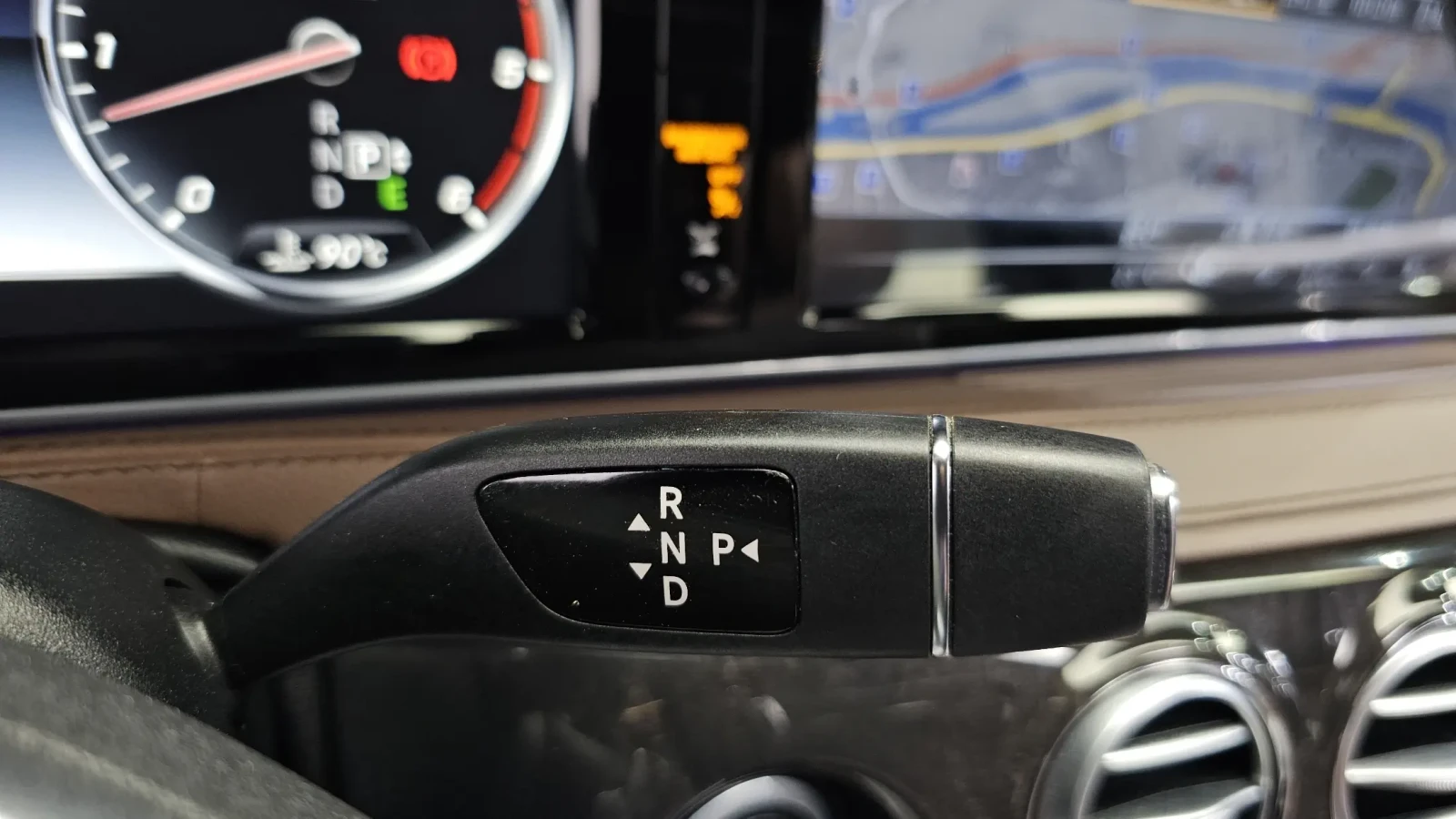 Mercedes-Benz S 350 4MATIC 360CAM/PANO/HEAD UP/FIRST CLASS EKPAHИ, снимка 14 - Автомобили и джипове - 55098742