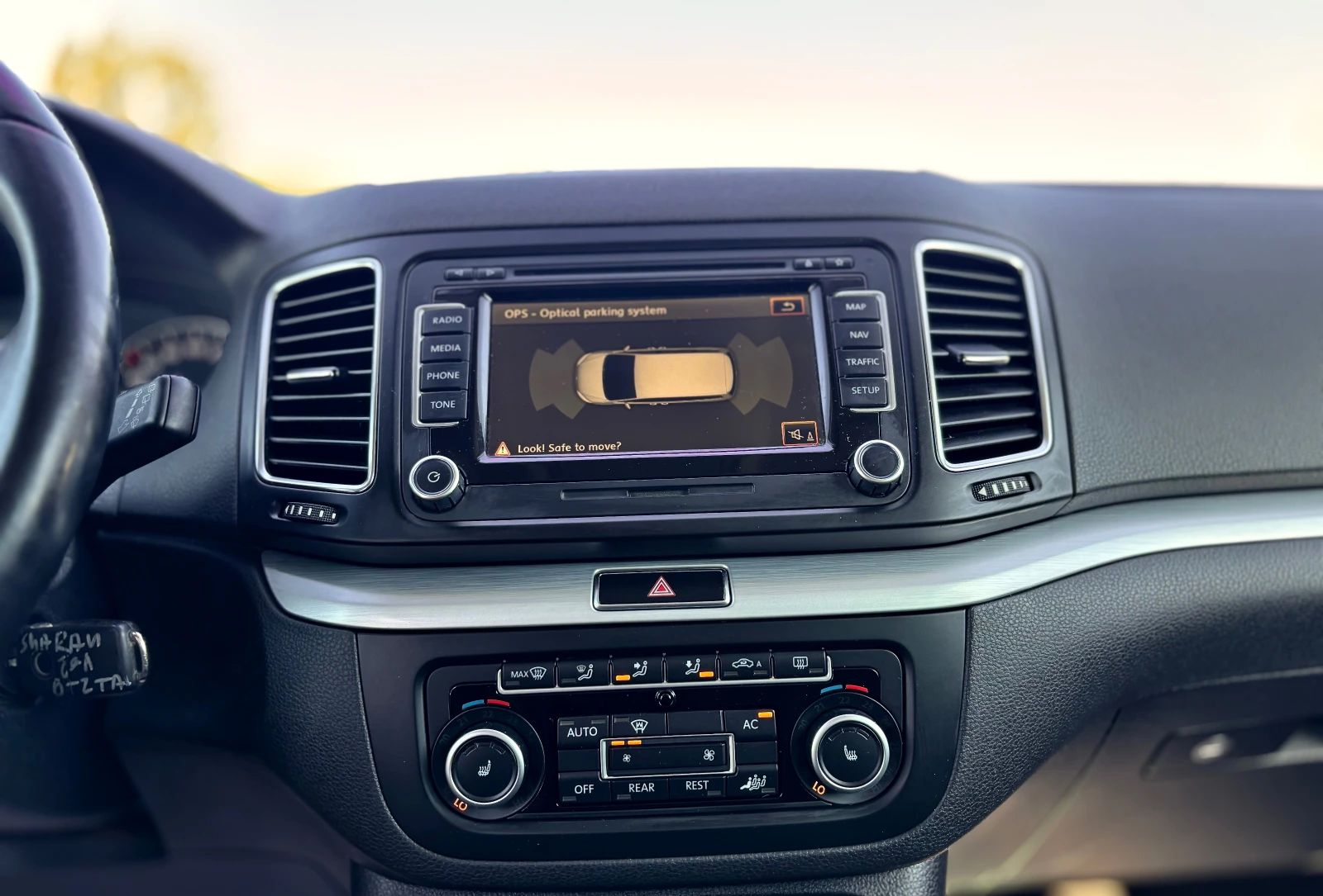 VW Sharan, снимка 13 - Автомобили и джипове - 55103093