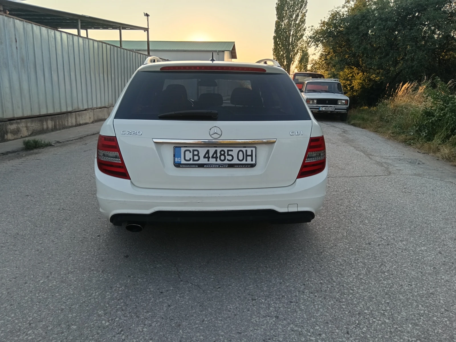 Mercedes-Benz C 220 CDI-AMG optic-Avandgarde, снимка 6 - Автомобили и джипове - 55192424