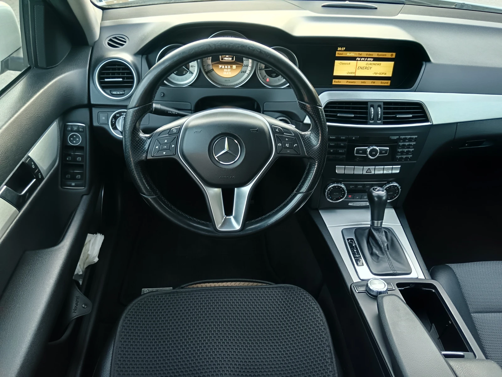 Mercedes-Benz C 220 CDI-AMG optic-Avandgarde, снимка 11 - Автомобили и джипове - 55192424