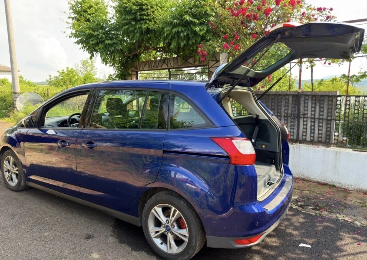 Ford Grand C-Max, снимка 9 - Автомобили и джипове - 55225064
