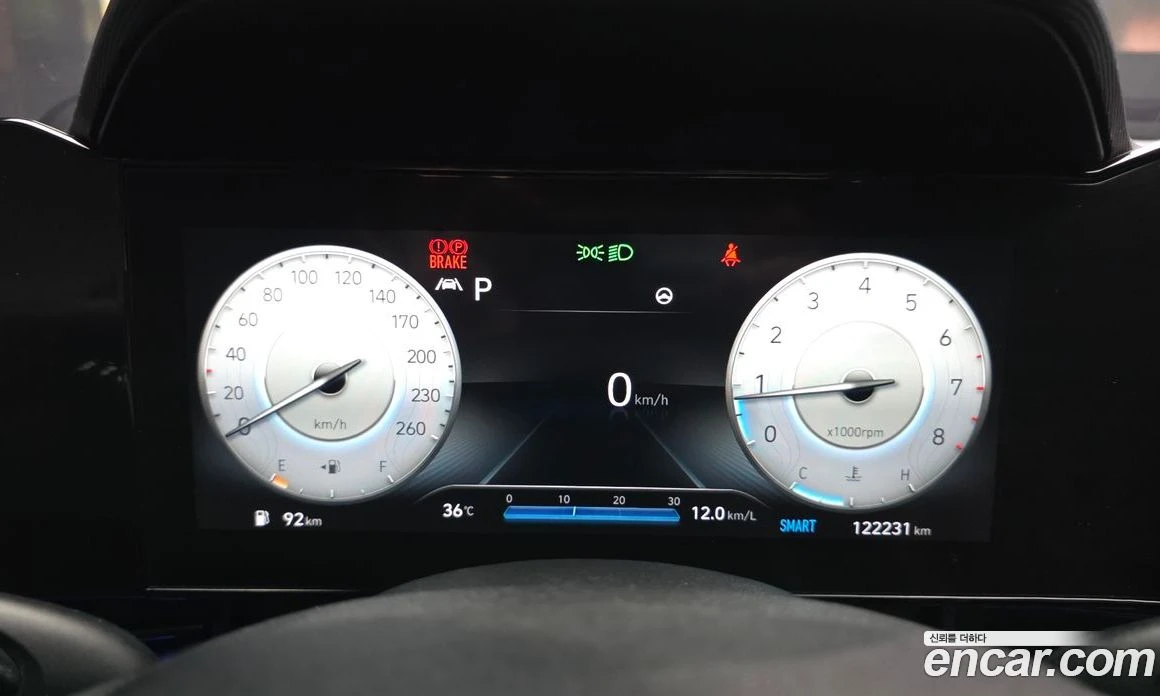 Hyundai Elantra 1.6 Turbo N Line Sport, снимка 8 - Автомобили и джипове - 56155728