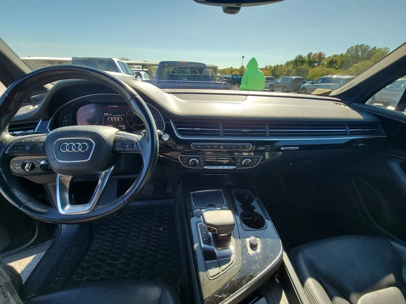 Audi Q7 PRESTIGE, снимка 9 - Автомобили и джипове - 48810592