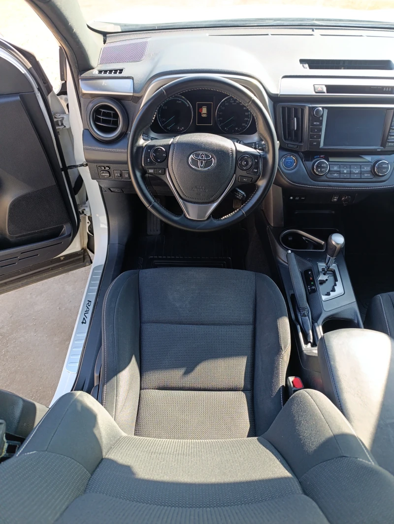 Toyota Rav4 2.5 HYBRID, снимка 11 - Автомобили и джипове - 49063424