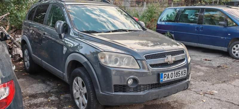 Chevrolet Captiva, снимка 6 - Автомобили и джипове - 51541359