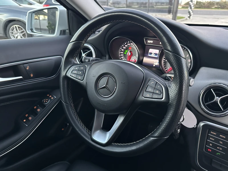 Mercedes-Benz GLA 200 d 136к.с ACTIVITY EDITION* НОВ* FULL SERVICE, снимка 12 - Автомобили и джипове - 52736177