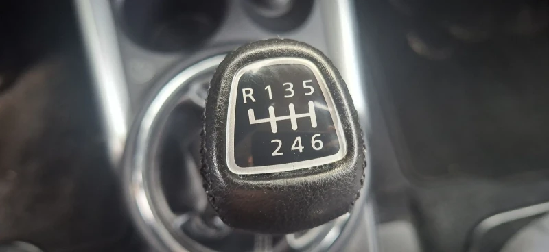 Mitsubishi ASX 1, 8 DI-D MIVEC, снимка 10 - Автомобили и джипове - 53392952