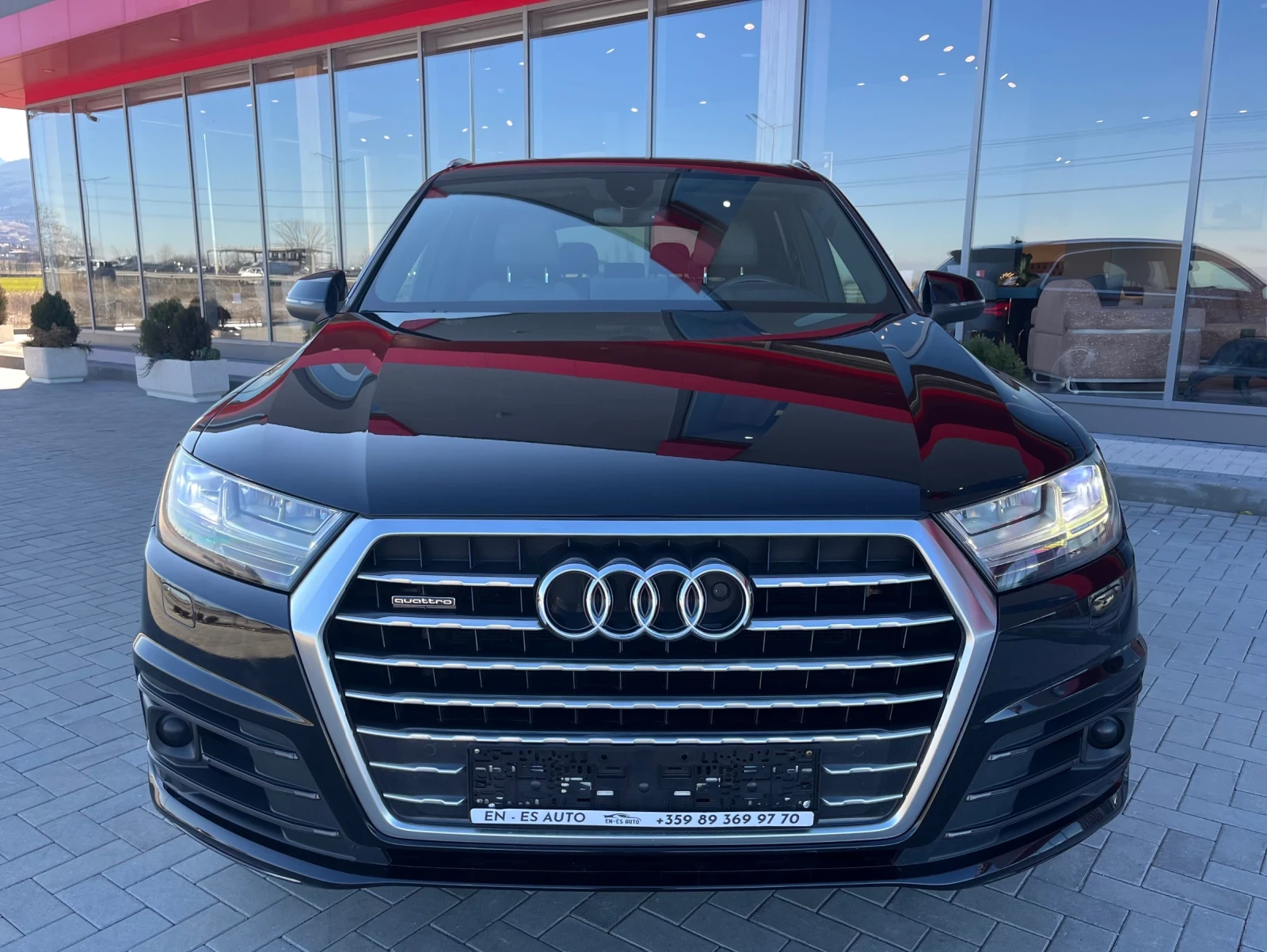 Audi Q7 3.0TDI S line 7мест - изображение 2