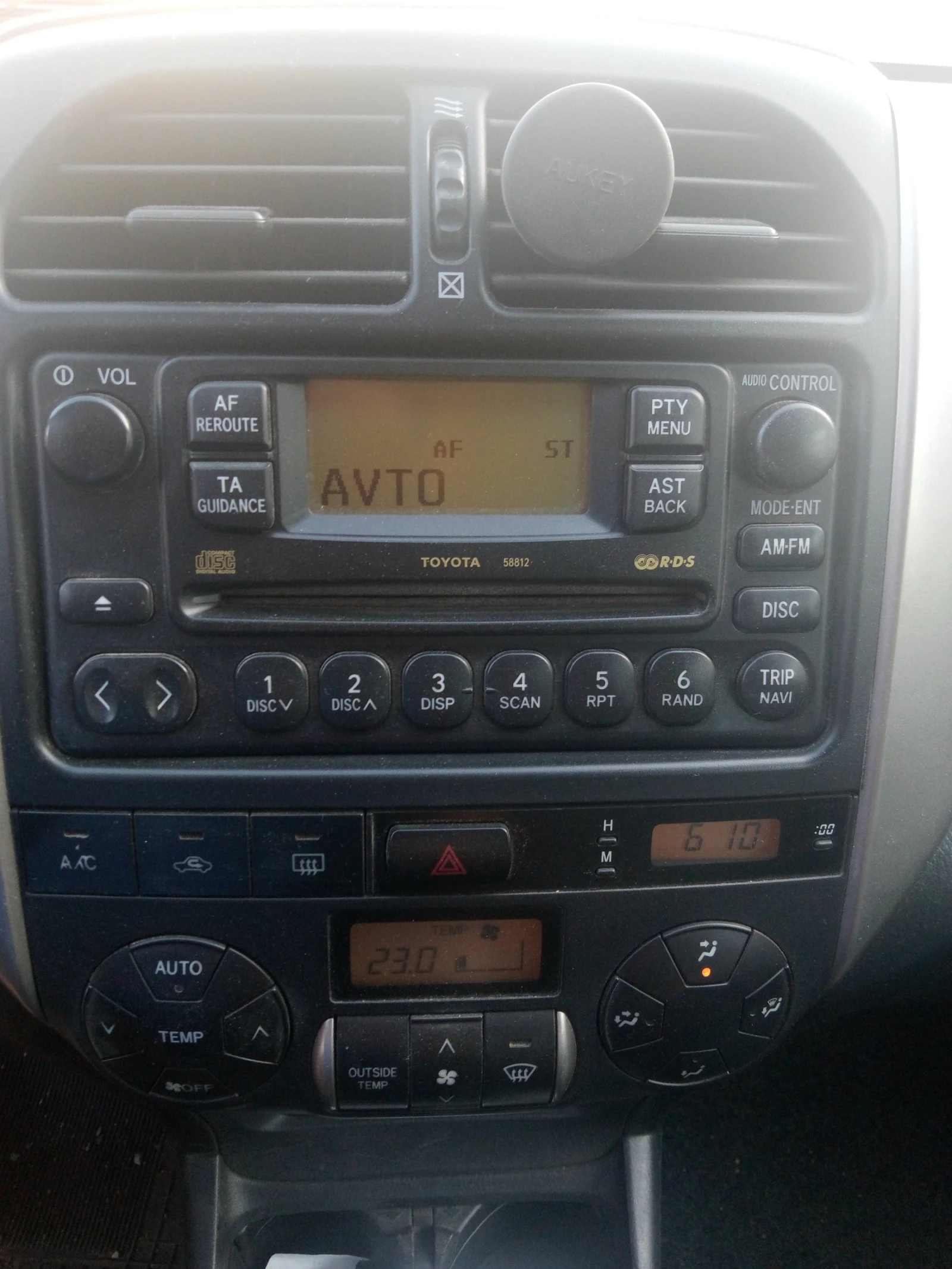 Toyota Rav4  - изображение 3