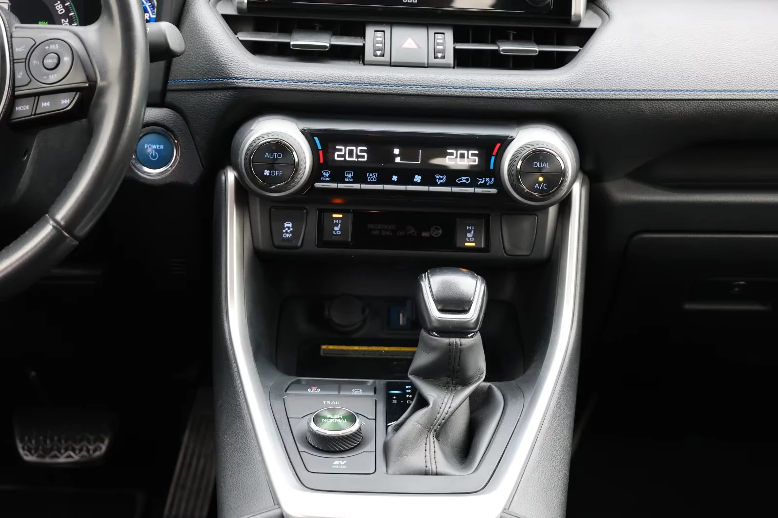 Toyota Rav4 2.5HEV/4WD/222HP/JBL/BSA/CARPLAY/L.ASS/DAB/874f | Mobile.bg   15