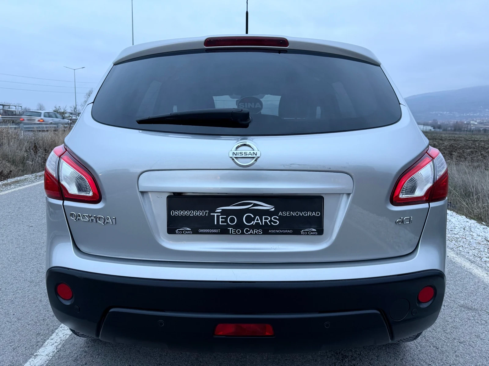 Nissan Qashqai 2.0DCi / AVTOMAT / 4X4 / PANORAMA / NAVI / CAMERA  - изображение 7