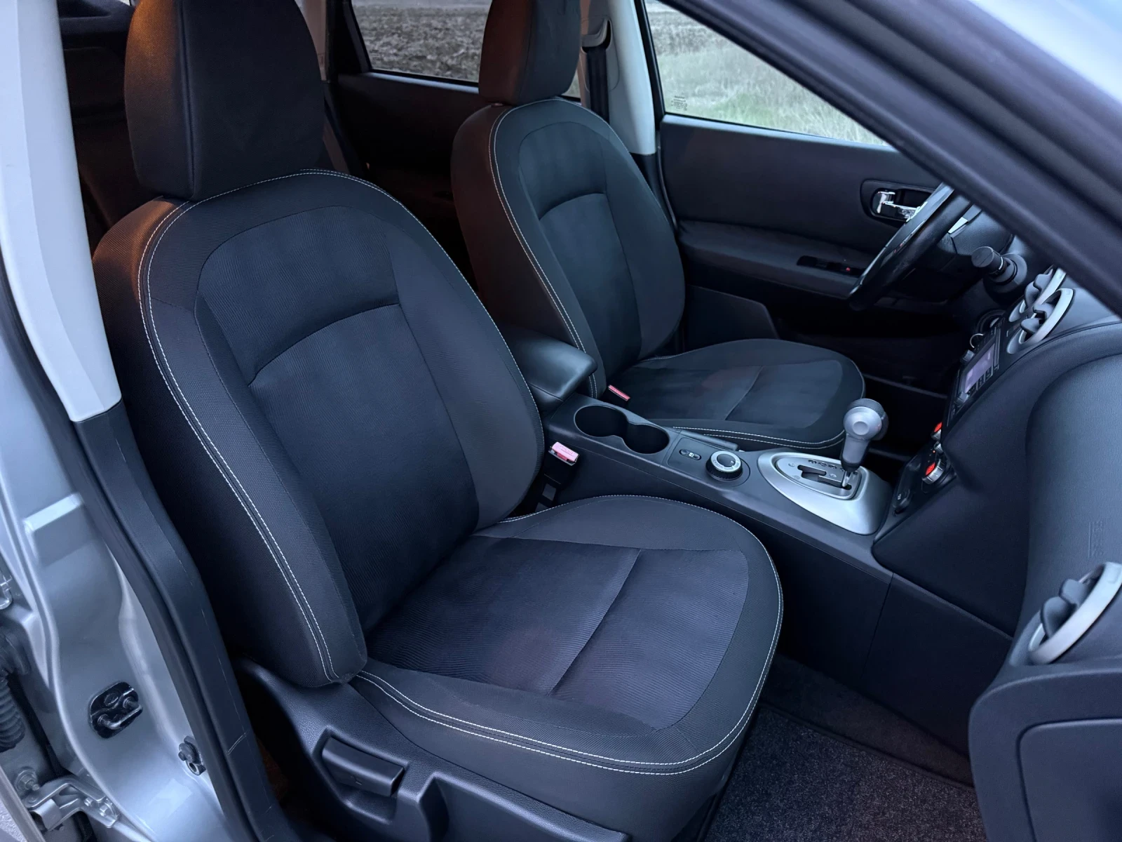 Nissan Qashqai 2.0DCi / AVTOMAT / 4X4 / PANORAMA / NAVI / CAMERA  | Mobile.bg � ����������� 11