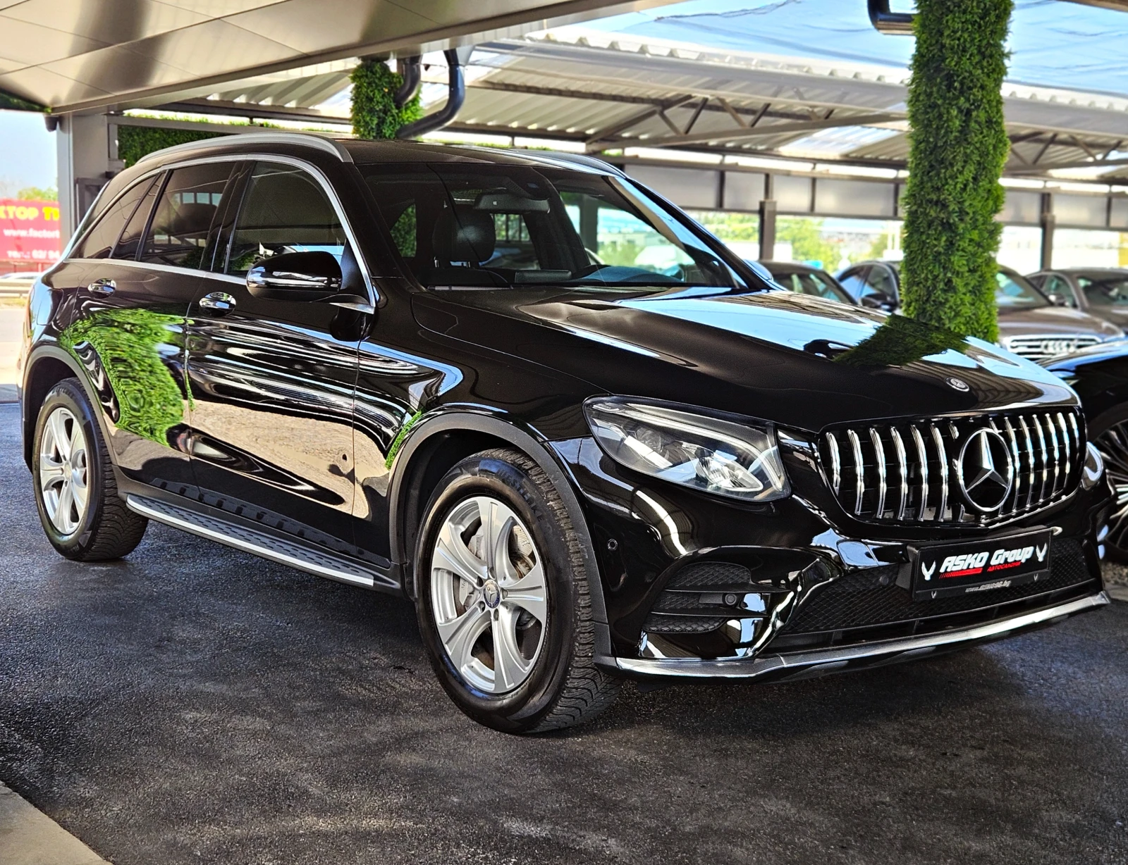 Mercedes-Benz GLC 220 AMG/4MAT/9G/GERMANY/CAMERA/KEYLESS GO/ЕЛ БАГАЖ/LIZ, снимка 3 - Автомобили и джипове - 55627581
