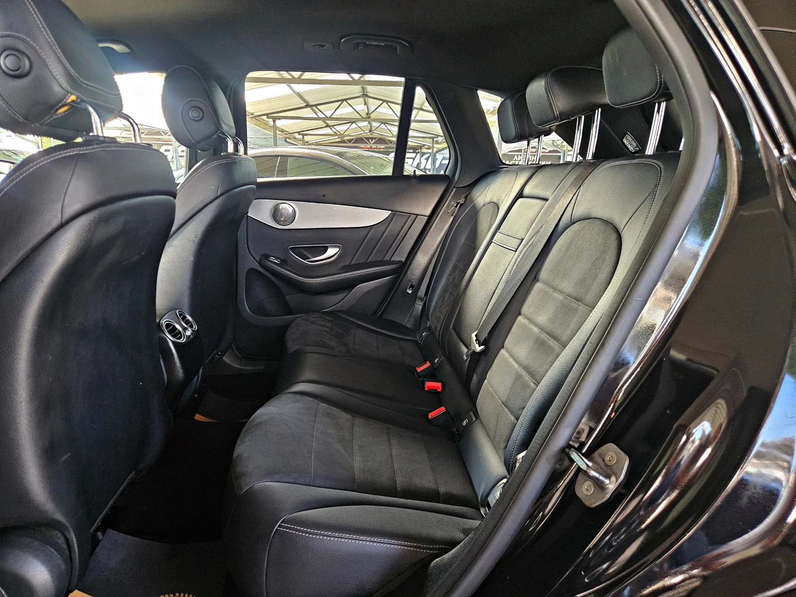 Mercedes-Benz GLC 220 AMG/4MAT/9G/GERMANY/CAMERA/KEYLESS GO/ЕЛ БАГАЖ/LIZ, снимка 16 - Автомобили и джипове - 55627581