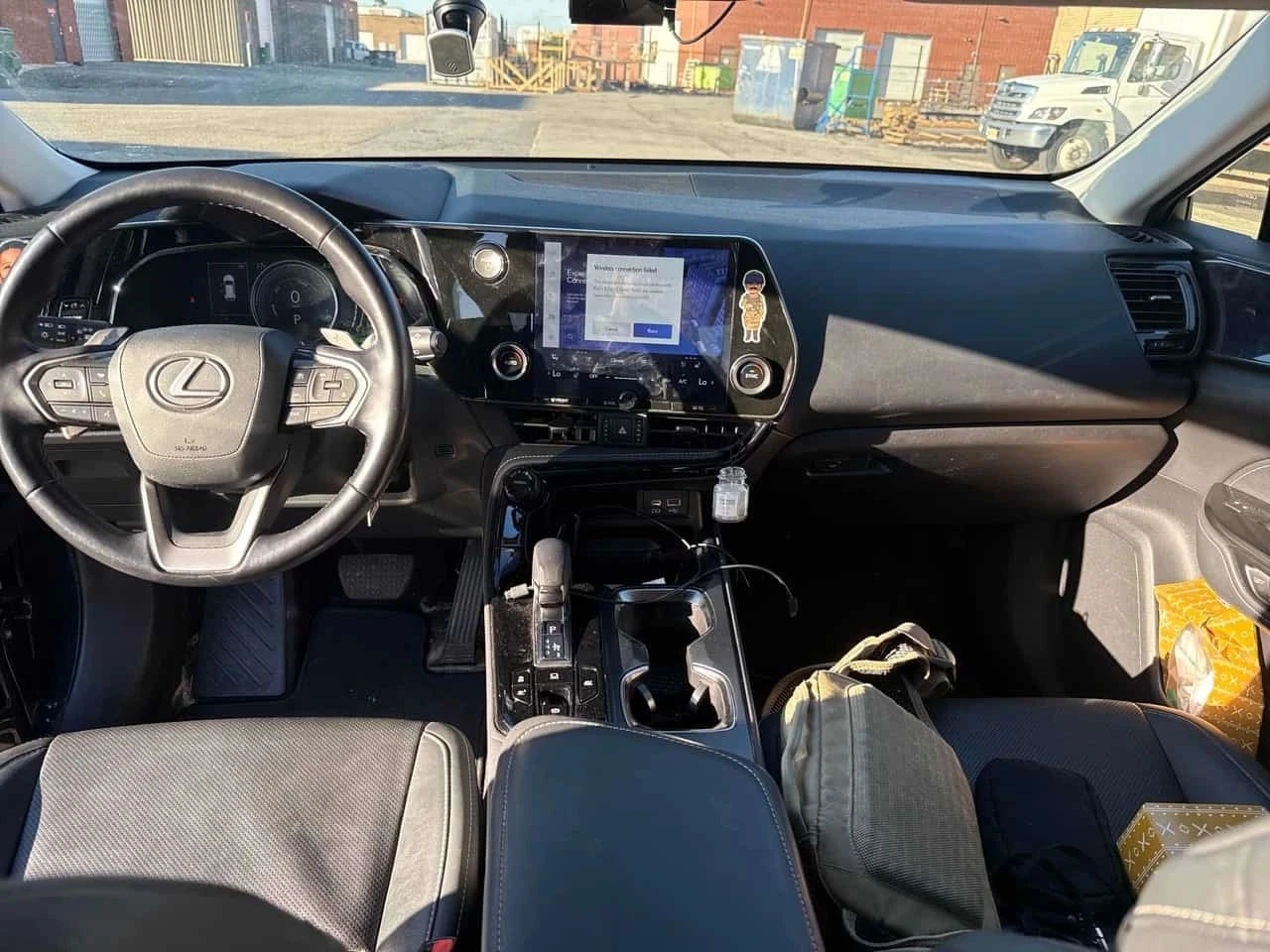 Lexus NX 350h, снимка 9 - Автомобили и джипове - 56688333