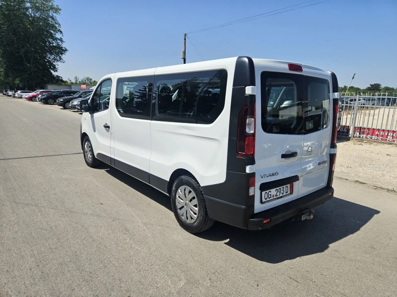 Opel Vivaro 9 местен, снимка 5 - Бусове и автобуси - 50778536
