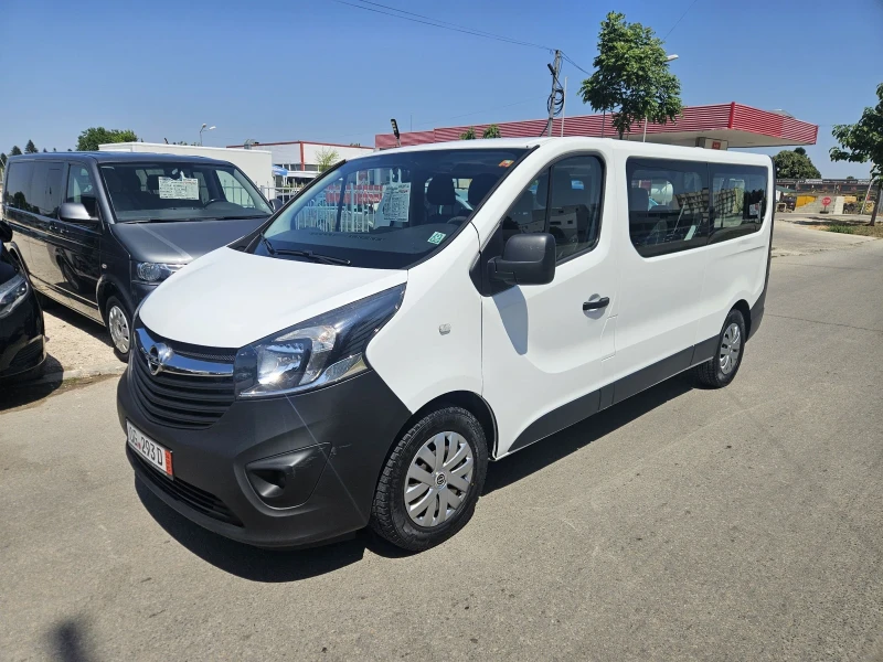 Opel Vivaro 9 местен, снимка 2 - Бусове и автобуси - 50778536