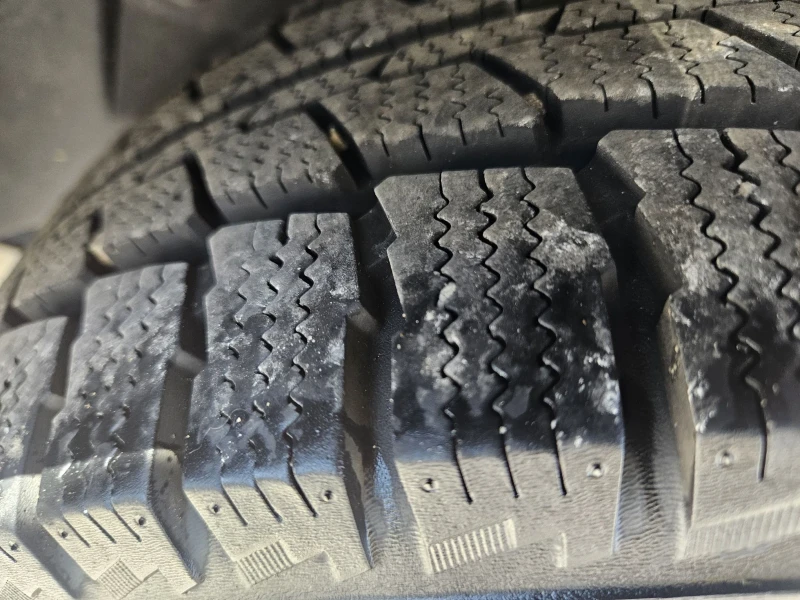 Opel Vivaro 9 местен, снимка 15 - Бусове и автобуси - 50778536