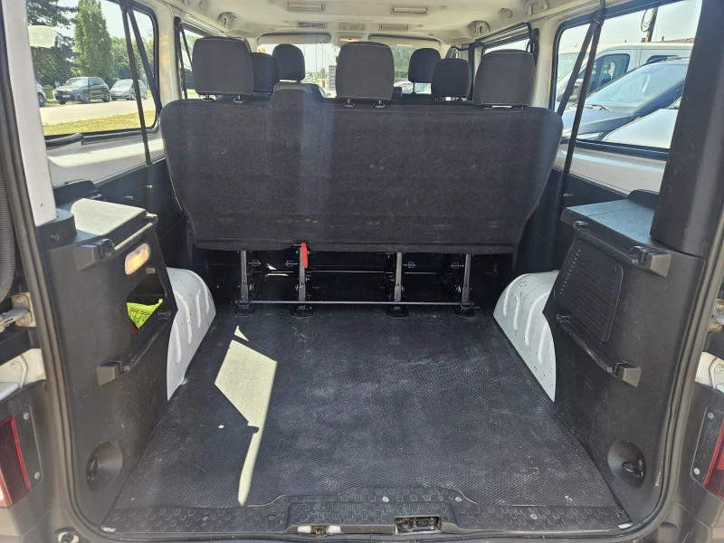 Opel Vivaro 9 местен, снимка 14 - Бусове и автобуси - 50778536