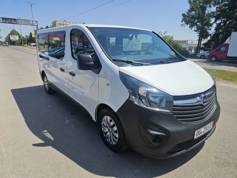 Opel Vivaro 9 местен, снимка 3 - Бусове и автобуси - 50778536