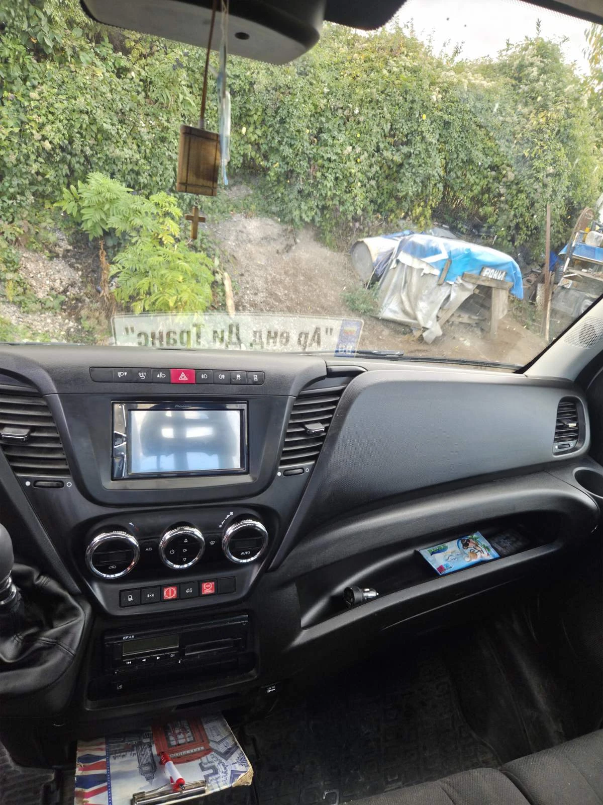 Iveco Daily 5021 с "Б" Категория, снимка 8 - Бусове и автобуси - 56246865