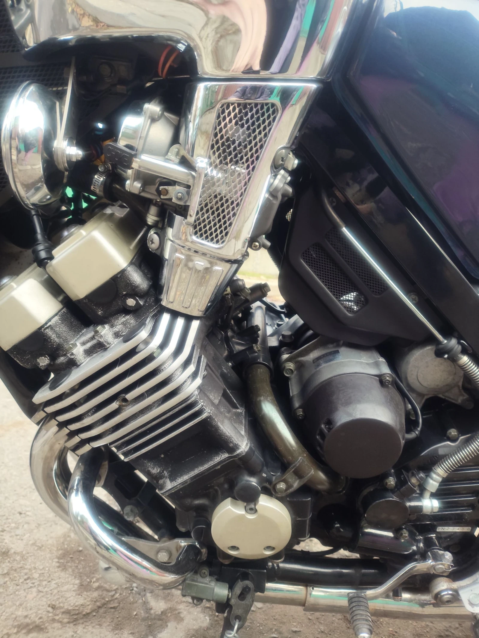 Yamaha V-Max FZX 750 Fazer - изображение 8