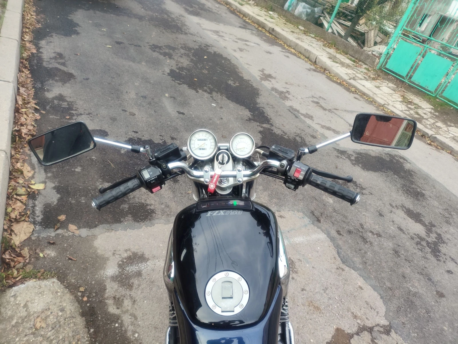 Yamaha V-Max FZX 750 Fazer - изображение 6