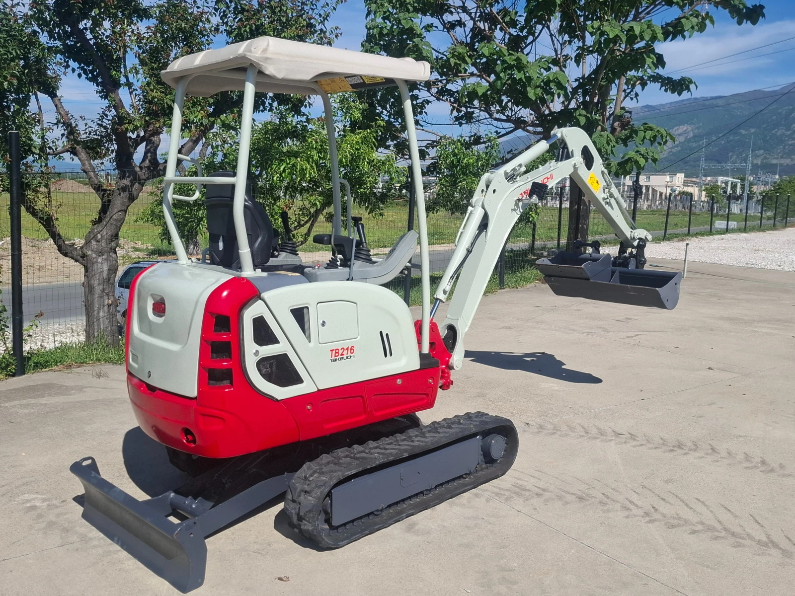 Багер Takeuchi TB216/ Нов внос , снимка 5 - Индустриална техника - 54563754