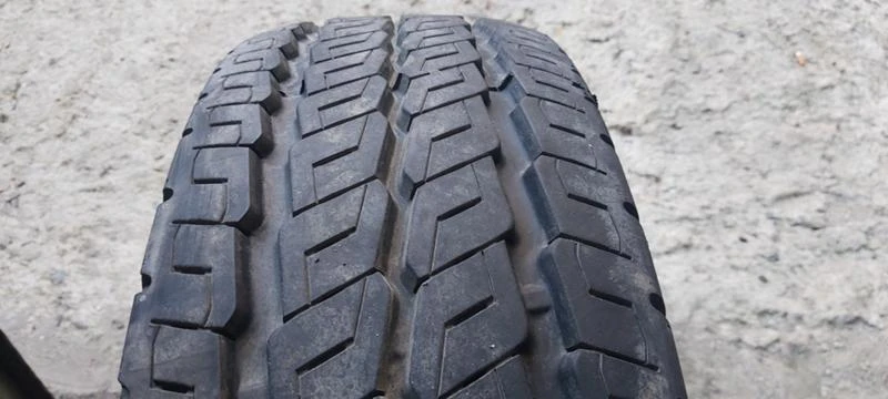 Гуми Летни 215/75R16, снимка 1 - Гуми и джанти - 33540307