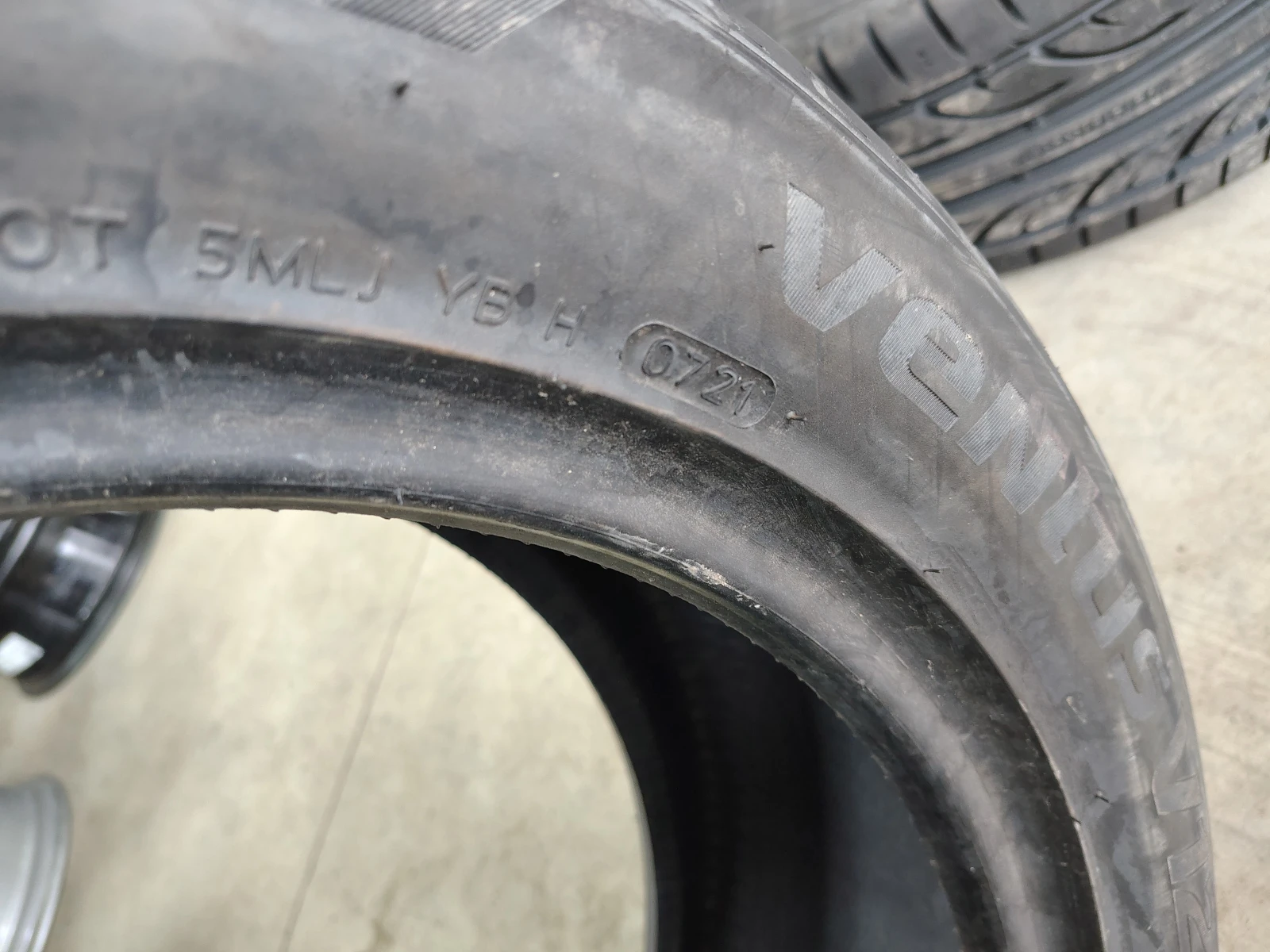 Гуми Летни 235/50R18, снимка 7 - Гуми и джанти - 55840540