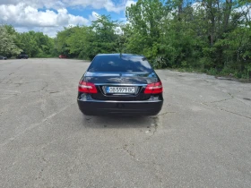 Mercedes-Benz E 220, снимка 7