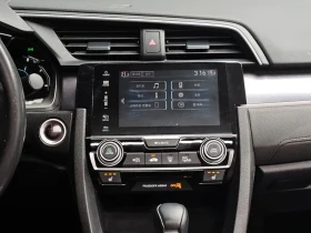 Honda Civic 2.0 10Th Generation, снимка 15