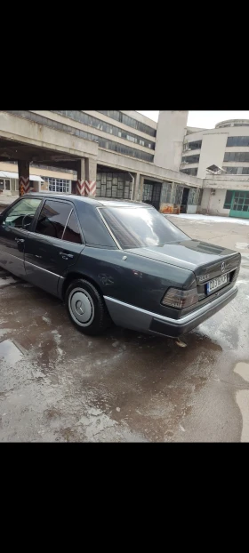 Mercedes-Benz 124 2.0е газ, снимка 2