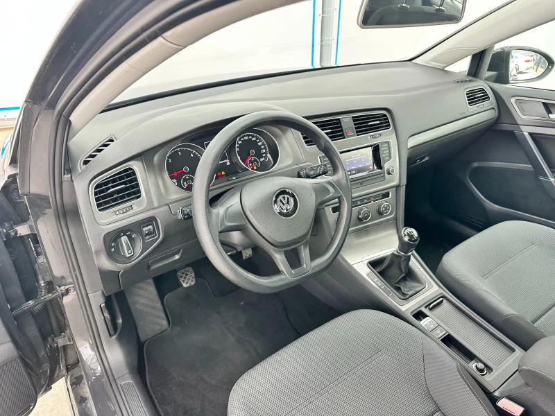 VW Golf 1.6TDI 110k.c Euro5B, снимка 7 - Автомобили и джипове - 51906149