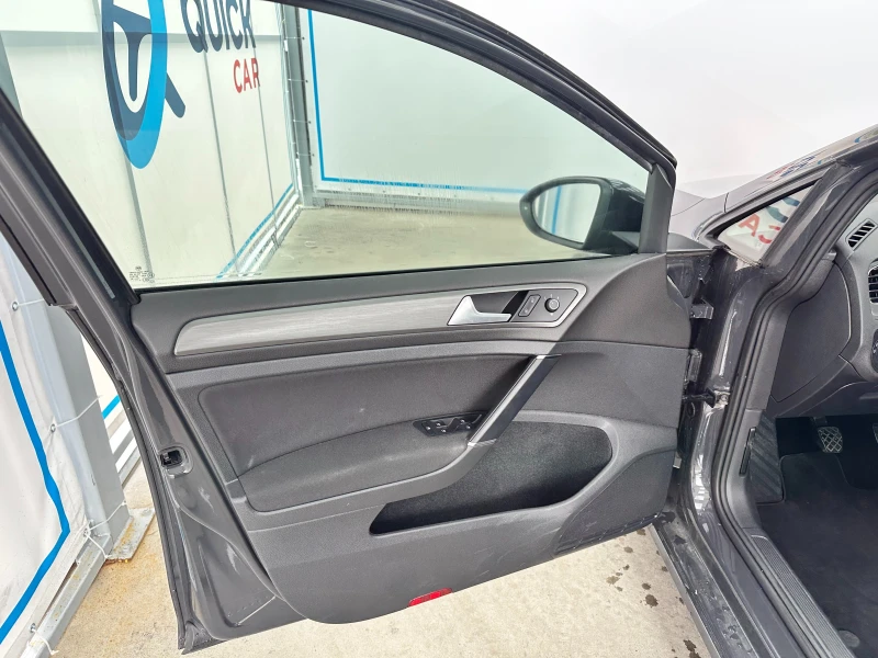 VW Golf 1.6TDI 110k.c Euro5B, снимка 12 - Автомобили и джипове - 51906149