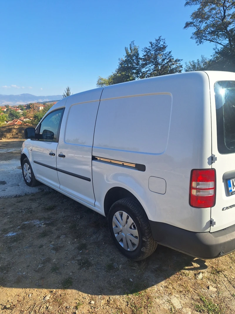 VW Caddy 1.6, снимка 4 - Автомобили и джипове - 47526130