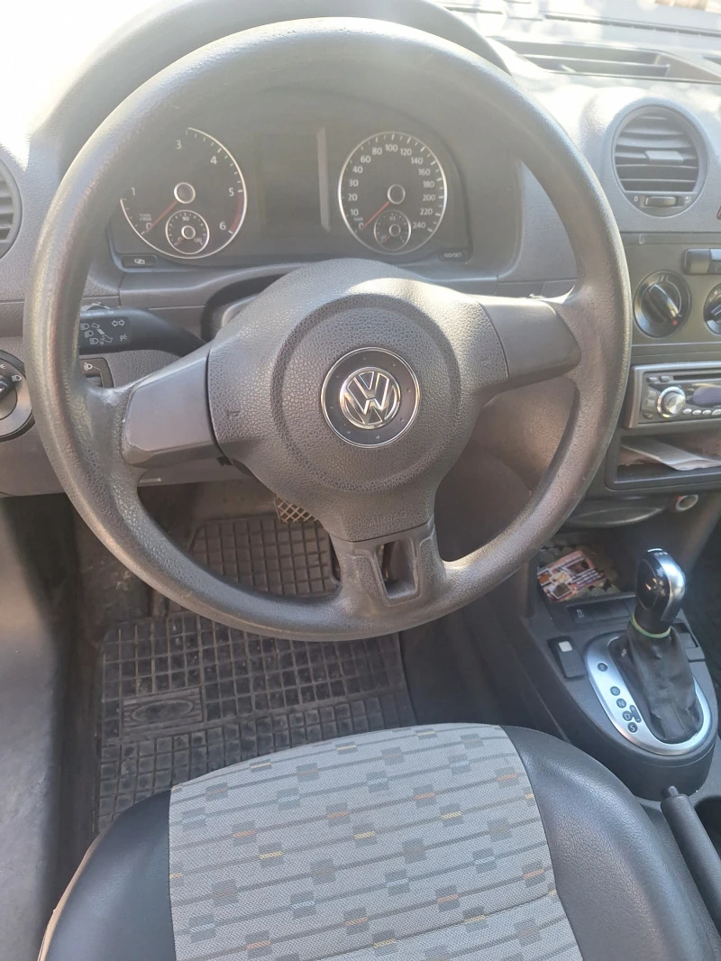 VW Caddy 1.6, снимка 11 - Автомобили и джипове - 47526130