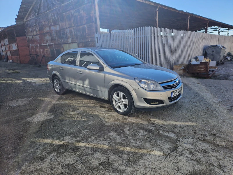 Opel Astra, снимка 3 - Автомобили и джипове - 47123201