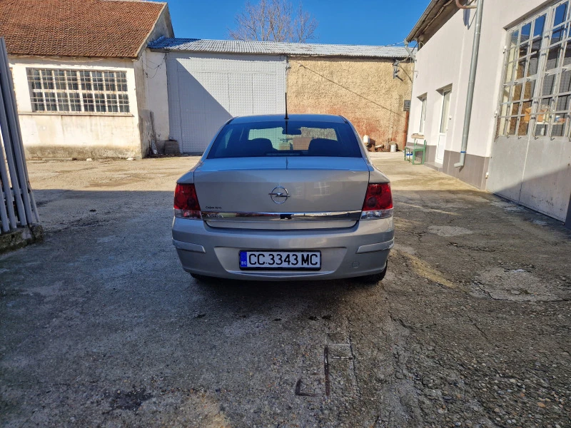 Opel Astra, снимка 4 - Автомобили и джипове - 47123201