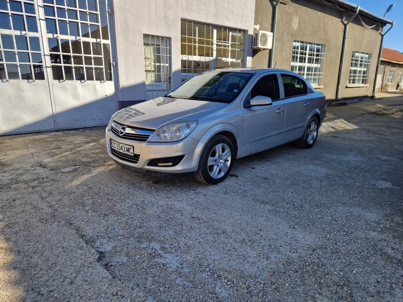 Opel Astra, снимка 2 - Автомобили и джипове - 47123201