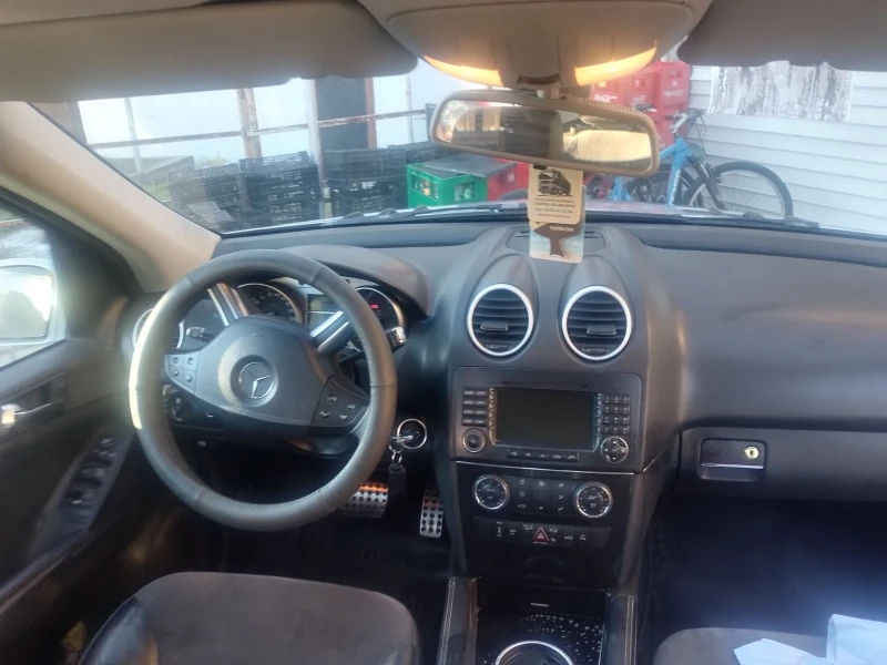 Mercedes-Benz 320, снимка 3 - Автомобили и джипове - 48611138