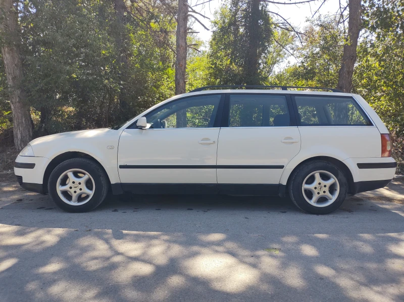 VW Passat 1.8 Т, снимка 4 - Автомобили и джипове - 52269695