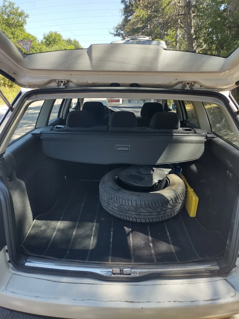 VW Passat 1.8 Т, снимка 12 - Автомобили и джипове - 52269695