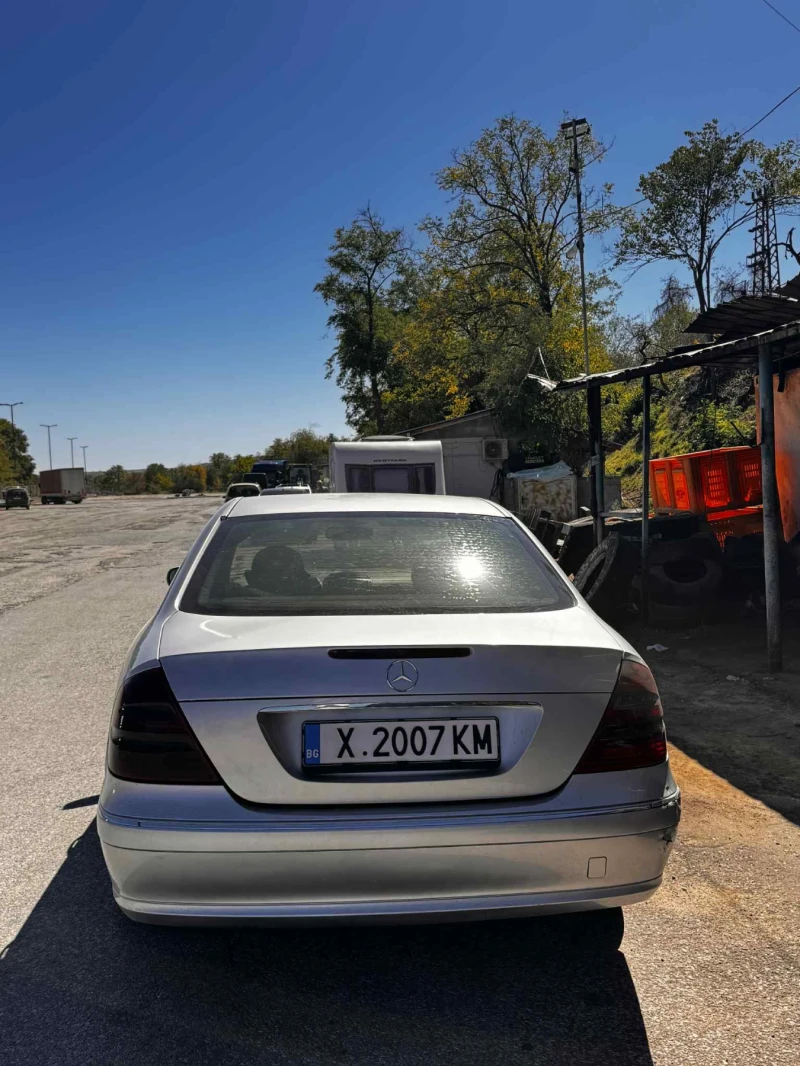 Mercedes-Benz E 220 Mercedes E220 CDI , снимка 5 - Автомобили и джипове - 52853977
