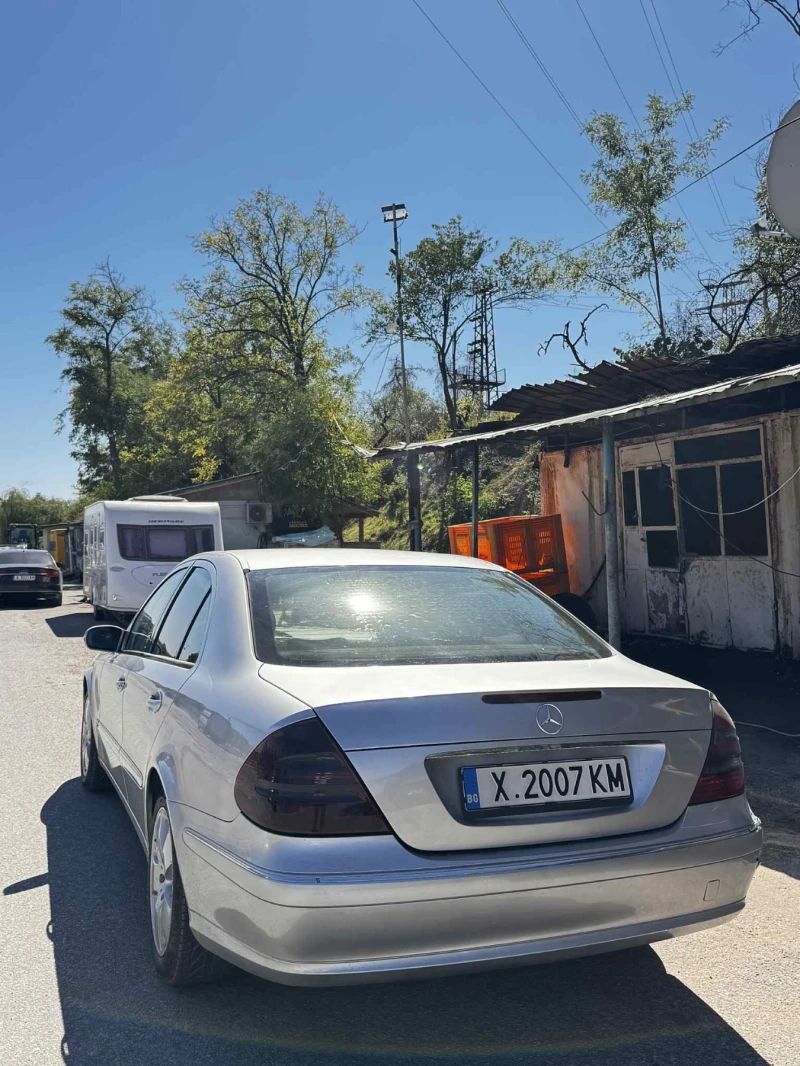 Mercedes-Benz E 220 Mercedes E220 CDI , снимка 4 - Автомобили и джипове - 52853977
