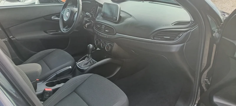 Fiat Tipo 1.6 M-jet * Автомат * 21г. * , снимка 11 - Автомобили и джипове - 51839451
