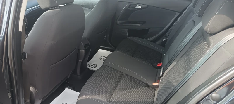 Fiat Tipo 1.6 M-jet * Автомат * 21г. * , снимка 13 - Автомобили и джипове - 51839451